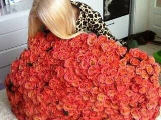 Ερωτική συνομιλία μέσω βίντεο Inrika18