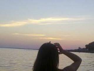 Ερωτική συνομιλία μέσω βίντεο irena8