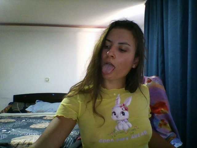 Εκπομπές οθόνης Irina011