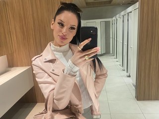 Ερωτική συνομιλία μέσω βίντεο IrisMonn