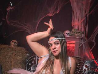 Ερωτική συνομιλία μέσω βίντεο IsabellaHarle