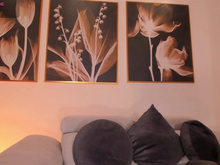 Ερωτική συνομιλία μέσω βίντεο IsabellaMoreau