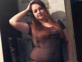 Ερωτική συνομιλία μέσω βίντεο isexynastya