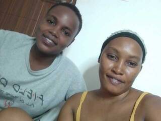 Ερωτική συνομιλία μέσω βίντεο Ishaandhappy2