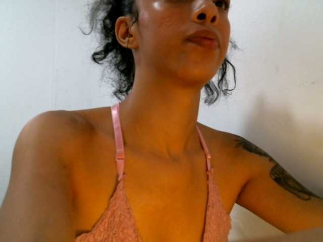 Εκπομπές οθόνης Isnany