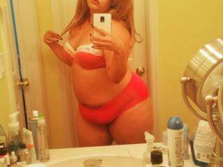 Ερωτική συνομιλία μέσω βίντεο beckiesharp13