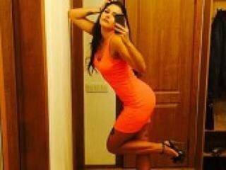 Ερωτική συνομιλία μέσω βίντεο izzabell