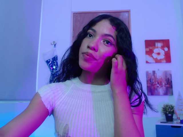 Φωτογραφίες jade-cruzz welcome to my guys # teen #lovense #latina