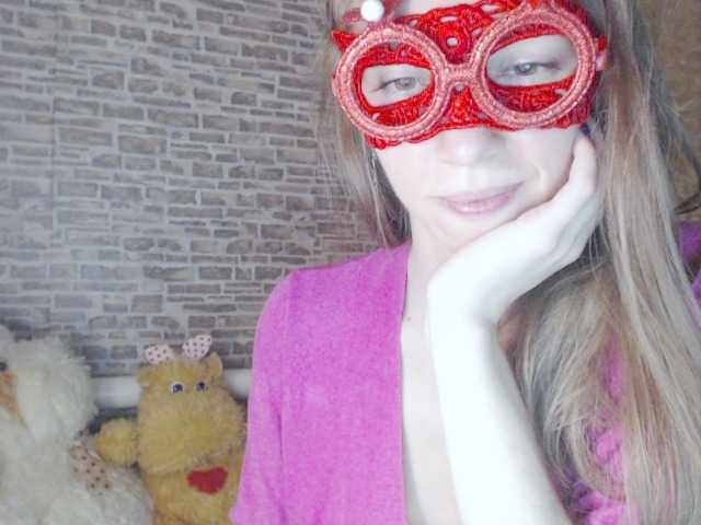 Φωτογραφίες Jallileo hey) my answer in pm = 25 tk, in pvt - tease strip, but not porn... game in chat:) 1000 tk - face HEHE