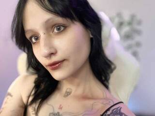 Ερωτική συνομιλία μέσω βίντεο EsterErdmond