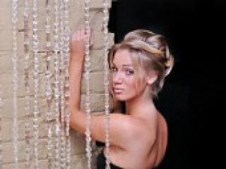 Ερωτική συνομιλία μέσω βίντεο janetblonde