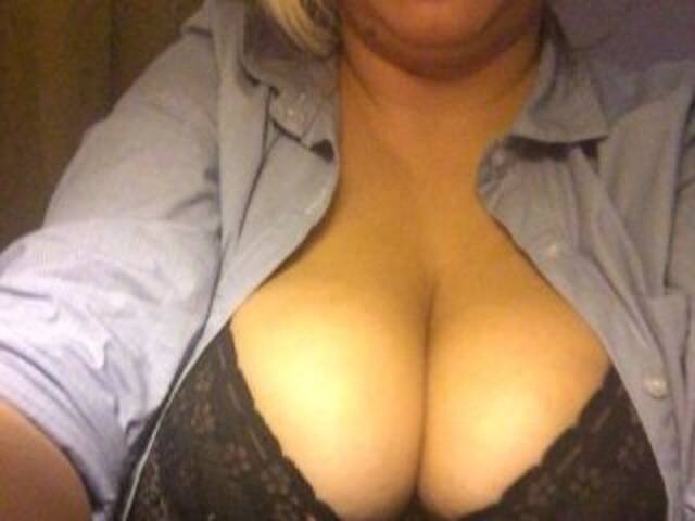 Εκπομπές οθόνης AnficaLoveX