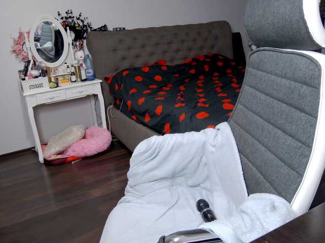 Εκπομπές οθόνης Jennifer95