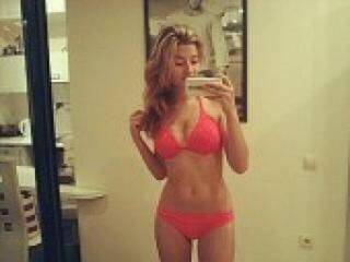 Ερωτική συνομιλία μέσω βίντεο jjul