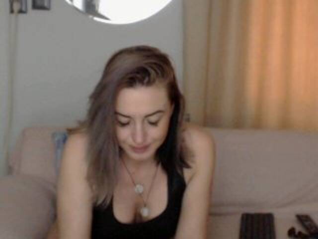 Εκπομπές οθόνης BadKarmaah