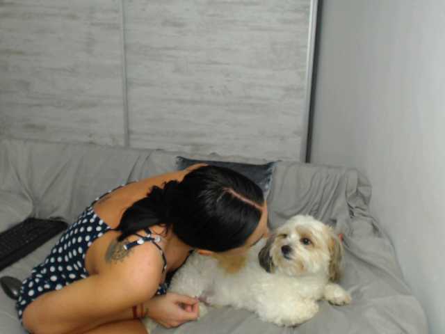 Εκπομπές οθόνης BadKarmaah