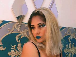 Ερωτική συνομιλία μέσω βίντεο JoyGrannt