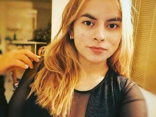 Ερωτική συνομιλία μέσω βίντεο JuanaMiaSanti