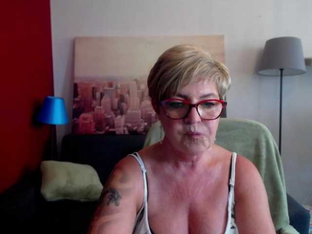 Εκπομπές οθόνης julieamberx