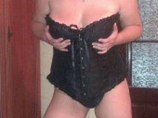 Ερωτική συνομιλία μέσω βίντεο juliya7