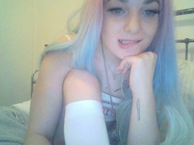 Εκπομπές οθόνης JunipaJinxe