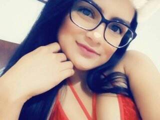 Ερωτική συνομιλία μέσω βίντεο kailee-olson