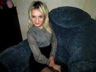 Ερωτική συνομιλία μέσω βίντεο kapeellka08