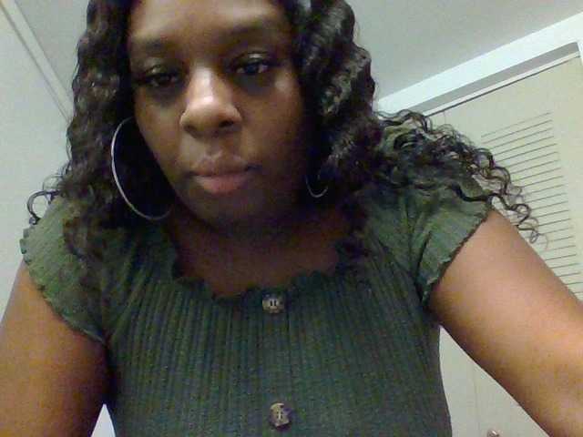 Εκπομπές οθόνης KaraLuv