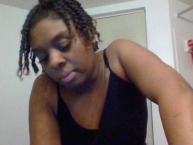 Εκπομπές οθόνης KaraLuv