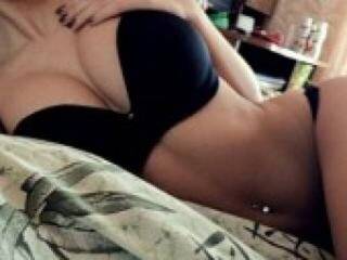 Ερωτική συνομιλία μέσω βίντεο kareglazkax