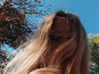 Ερωτική συνομιλία μέσω βίντεο Daisy_Mill