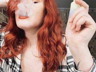 Ερωτική συνομιλία μέσω βίντεο KarenGardner