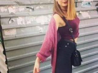 Ερωτική συνομιλία μέσω βίντεο kari11ka