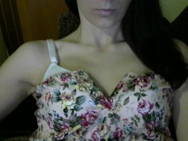 Εκπομπές οθόνης karina0001