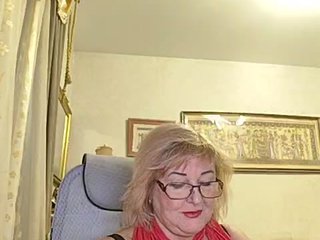 Ερωτική συνομιλία μέσω βίντεο KarinkaSweet