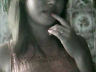 Ερωτική συνομιλία μέσω βίντεο karinnaa