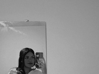 Ερωτική συνομιλία μέσω βίντεο karla-bustos