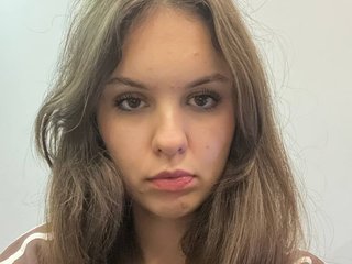 Ερωτική συνομιλία μέσω βίντεο KarlMerck