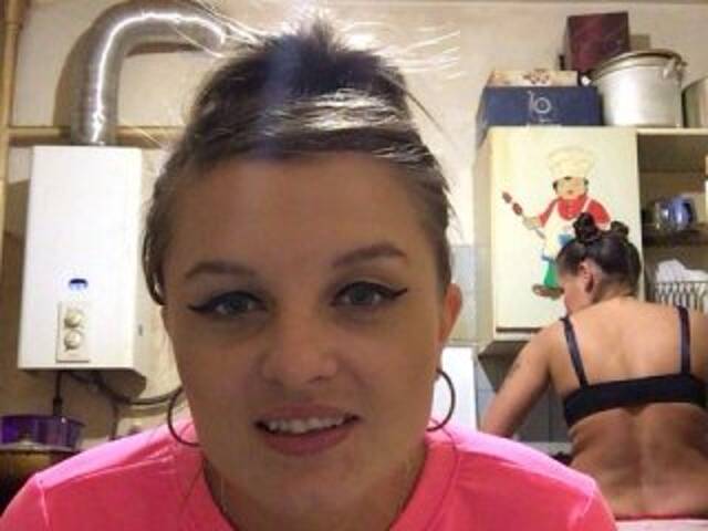 Εκπομπές οθόνης SEX-THREESOME