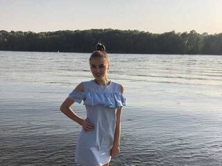 Ερωτική συνομιλία μέσω βίντεο Karolina384