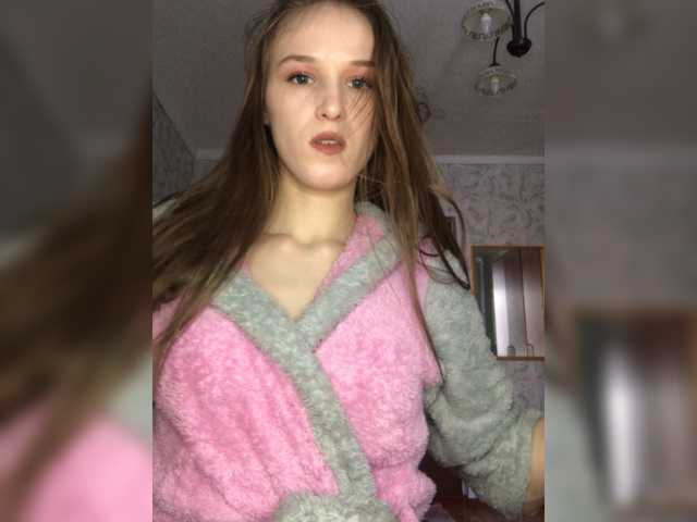 Εκπομπές οθόνης Karolina384