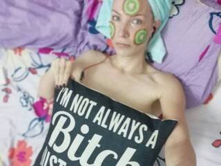 Ερωτική συνομιλία μέσω βίντεο KatarinaJ