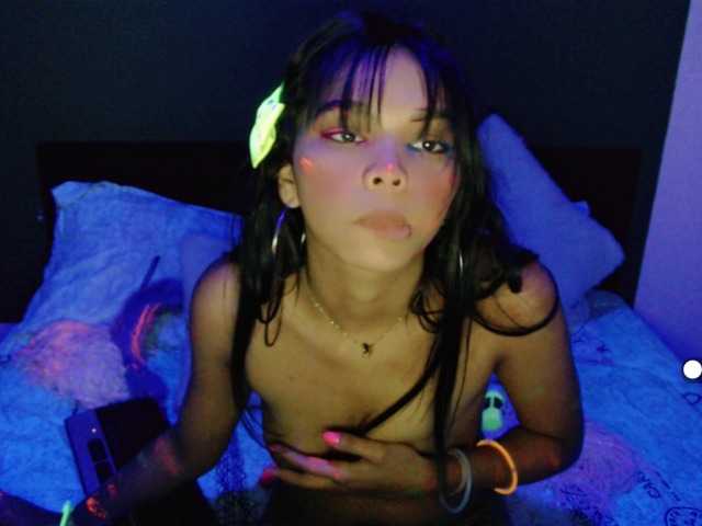 Φωτογραφίες Kathleen show neon #feet #ass #squirt #lush #anal #nailon #teenagers #+18 #bdsm #Anal Games#cum,#latina,#masturbation #oil, ,#Sex with dildo. #young #deep Throat #cam2cam #anal #submissive#costume#new #Game with dildo.