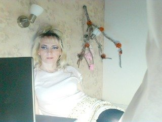 Ερωτική συνομιλία μέσω βίντεο KatrinExcite