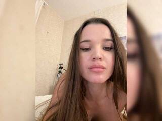 Ερωτική συνομιλία μέσω βίντεο Katti_Focus