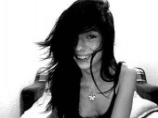 Ερωτική συνομιλία μέσω βίντεο katydoll