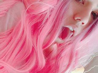 Ερωτική συνομιλία μέσω βίντεο kawaigiirl