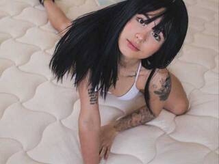 Ερωτική συνομιλία μέσω βίντεο KaylaMirage