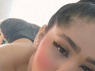 Ερωτική συνομιλία μέσω βίντεο KendallBrown