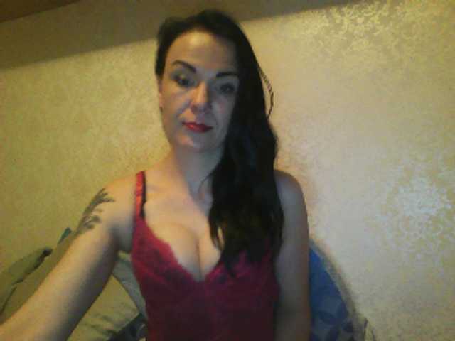 Εκπομπές οθόνης KendallLUXE